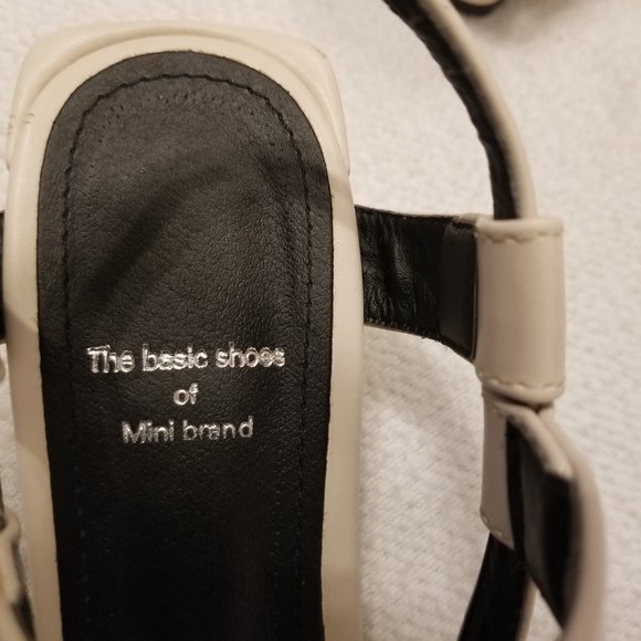 White Strappy Sandals Square Toe Block Heel - Picture 5 of 9